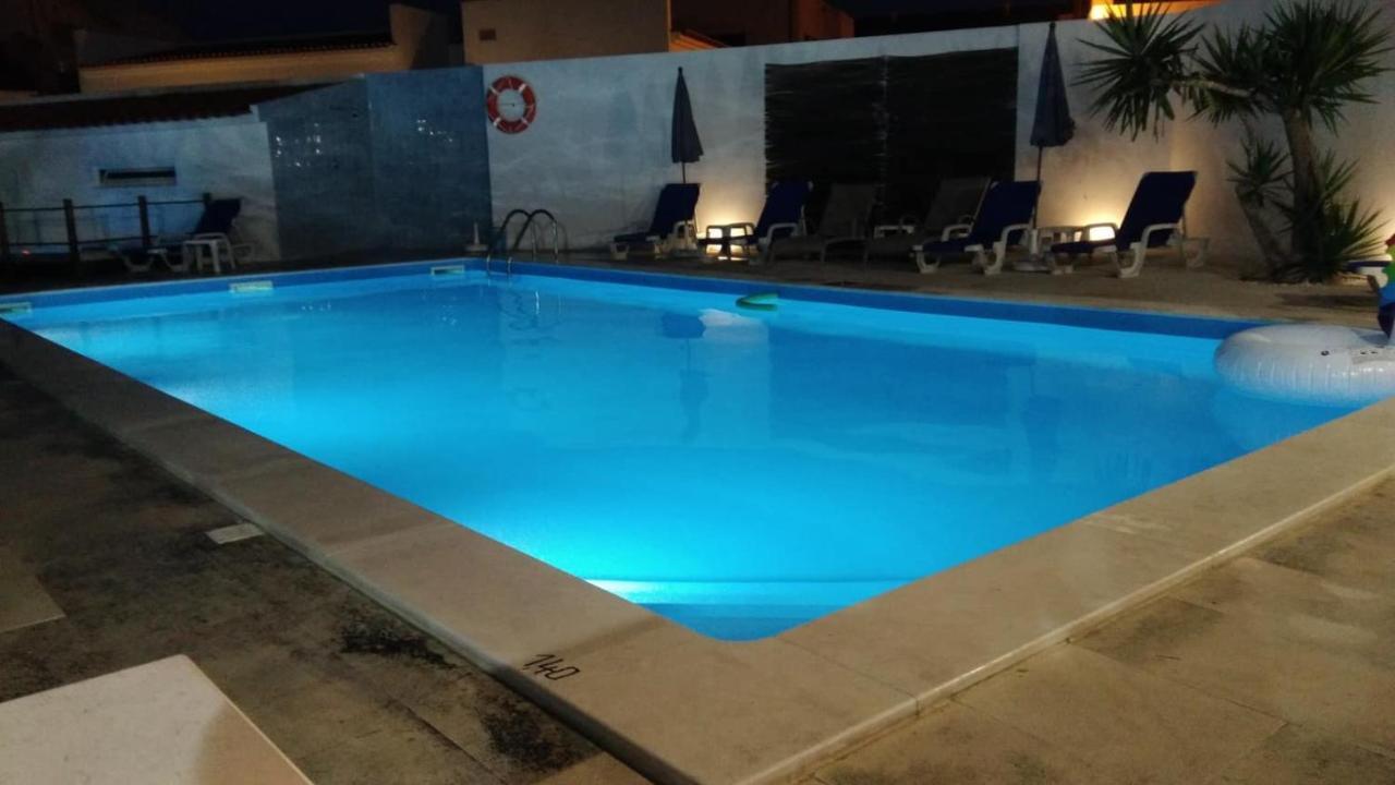 Silver Seahorse Garden Retreat Атогия да Балея Екстериор снимка
